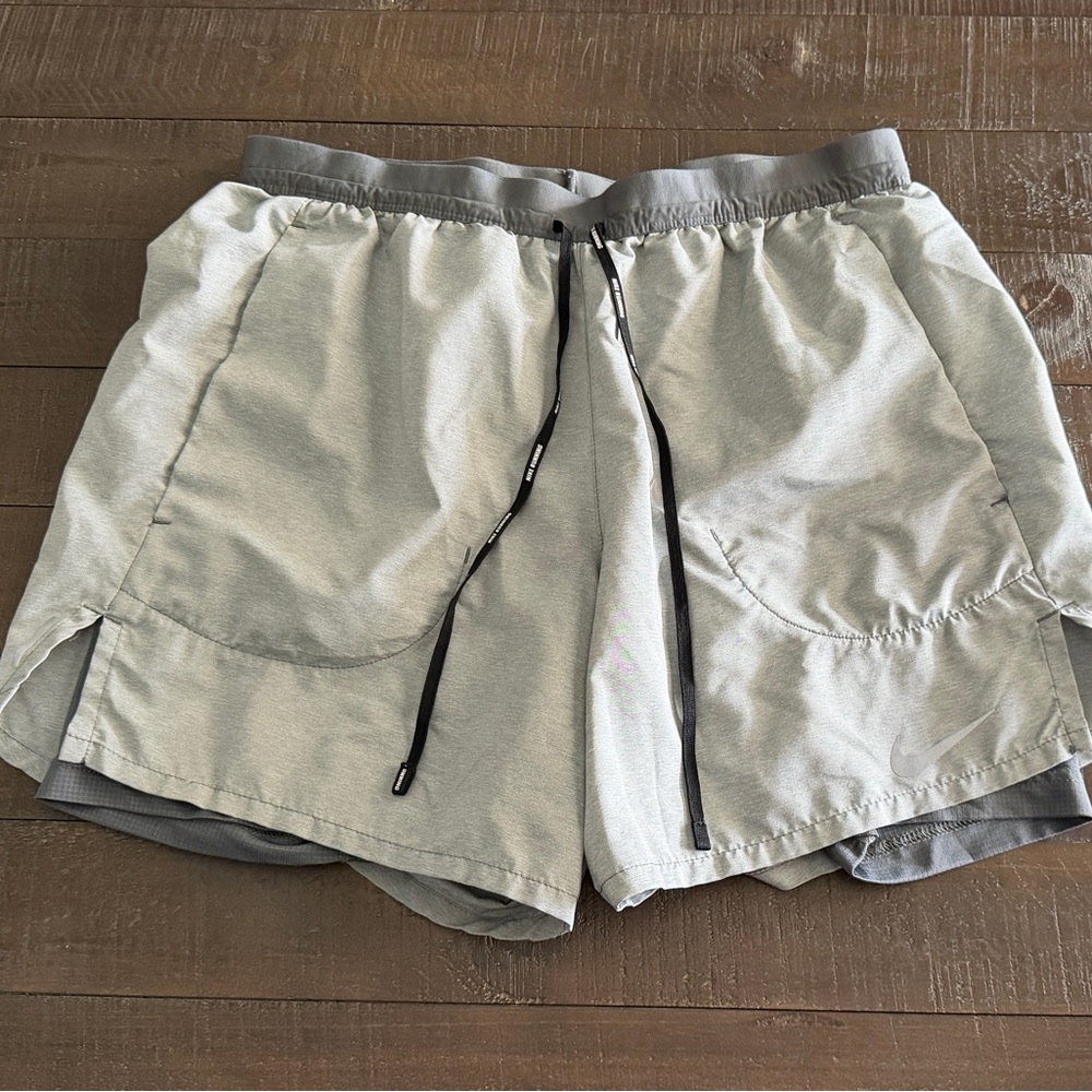 Nike Men’s Gray 2-in-1 Athletic Shorts with Black Drawcord